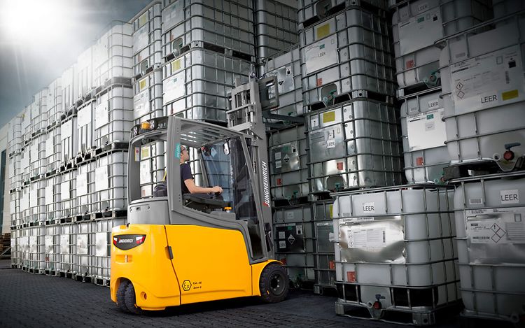 Stage Hemijska i farmaceutska industrija