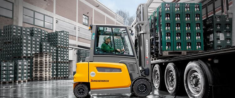 customer cases Hero Image