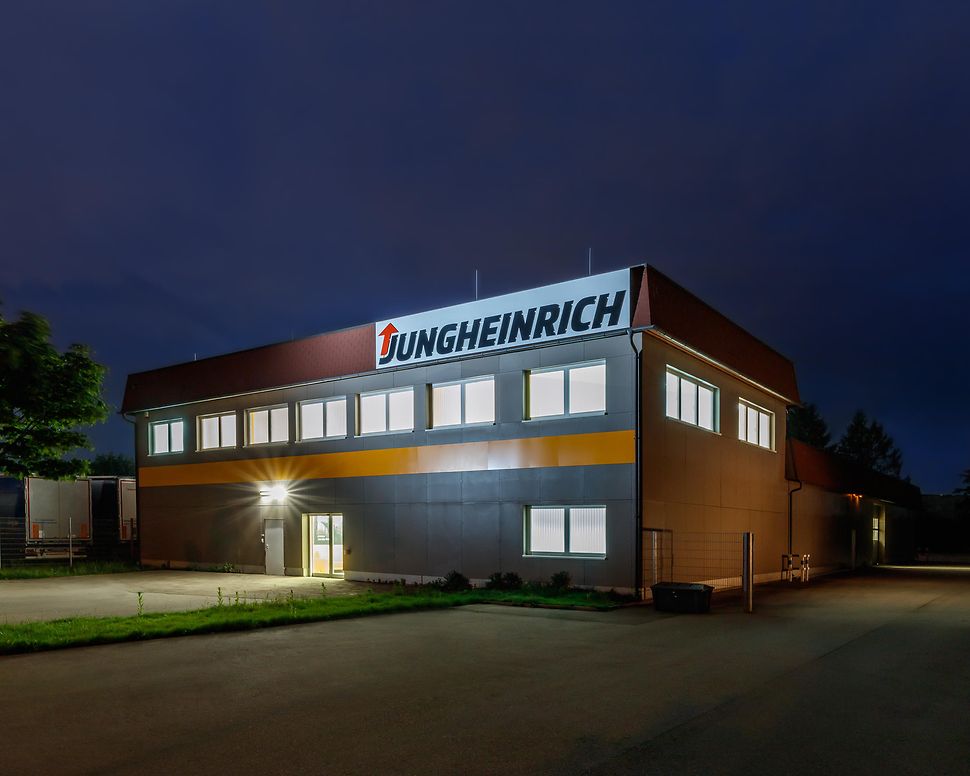 Bei Jungheinrich in Ulm Stapler kaufen oder mieten