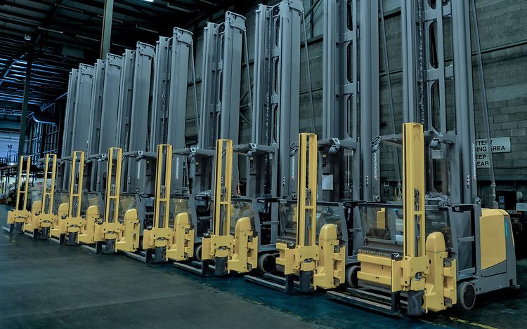 Wincanton Ireland VNA Fleet (© Approved by Customer)