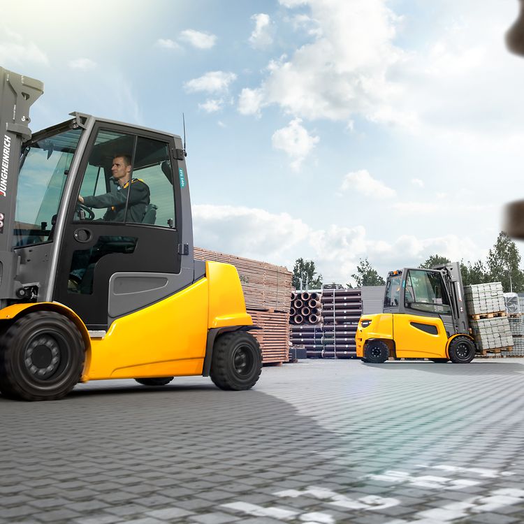 Jungheinrich Rental Fleet Management for hagebau Logistik