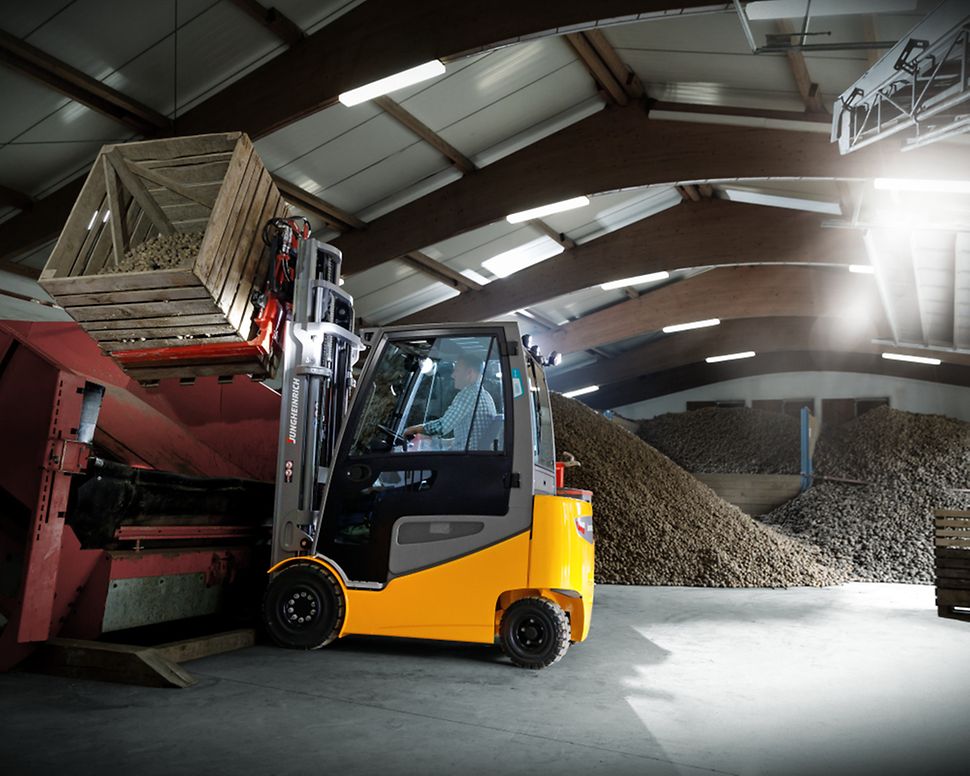 Potato-farmer reference_[MAM-50258]