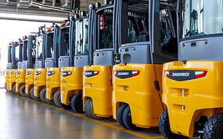 Forklift advisor