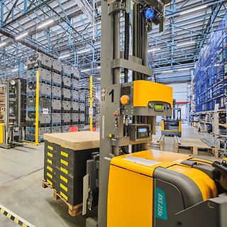 EKS 215a ve firmě MAIER CZ