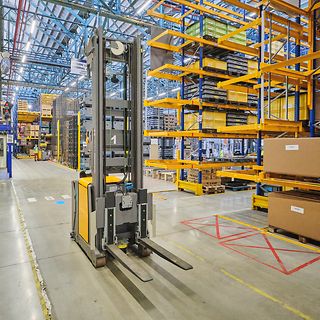 EKS 215a ve firmě MAIER CZ