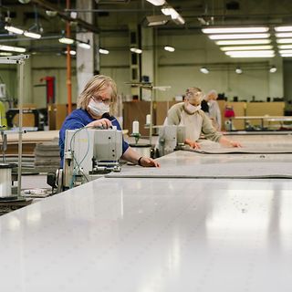 Li-Ion vozíky v Associated Weavers