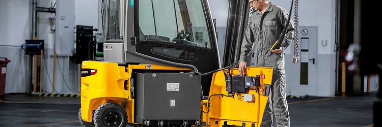 Forklift Service