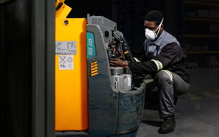 Stage Forklift Service - New