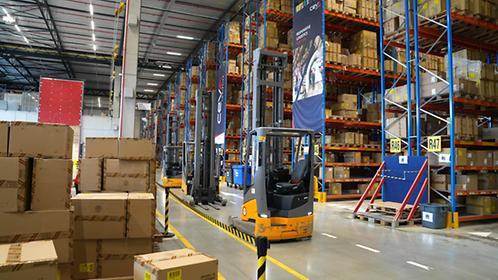 Ceva Logistics Jungheinrich reachtruck